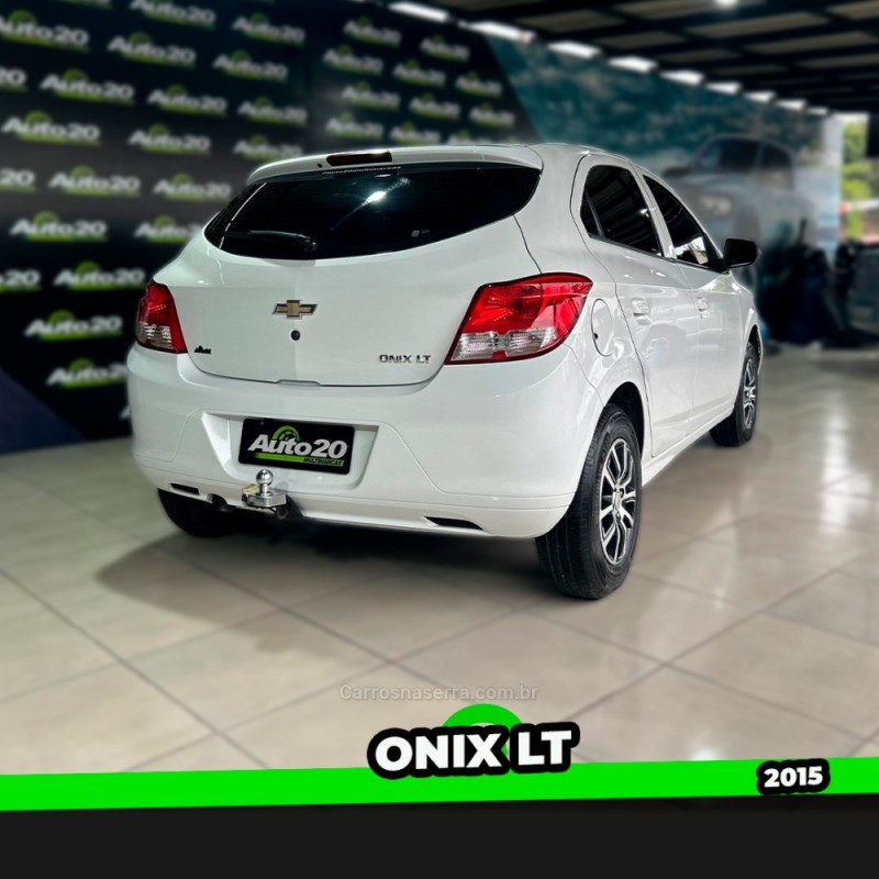 ONIX 1.0 LT 12V FLEX 4P MANUAL - 2015 - TAQUARA