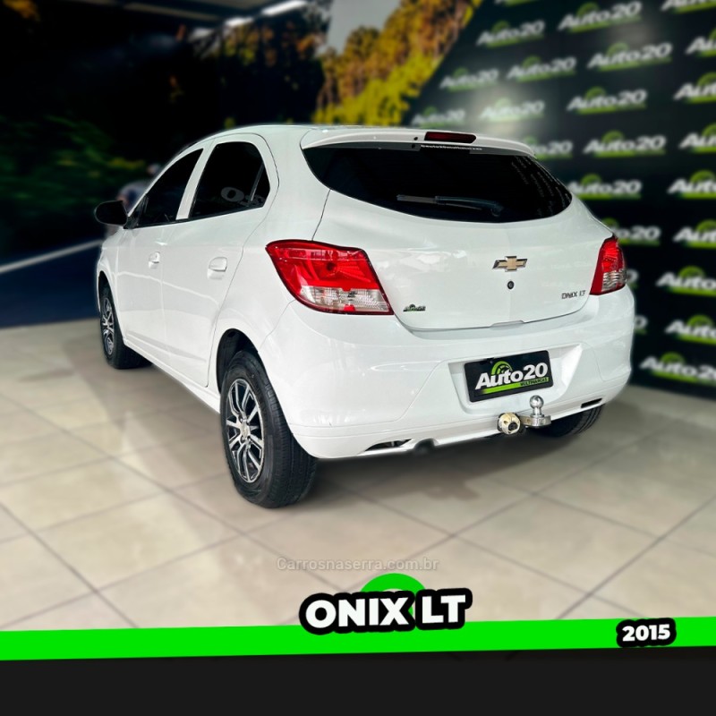 ONIX 1.0 LT 12V FLEX 4P MANUAL - 2015 - TAQUARA