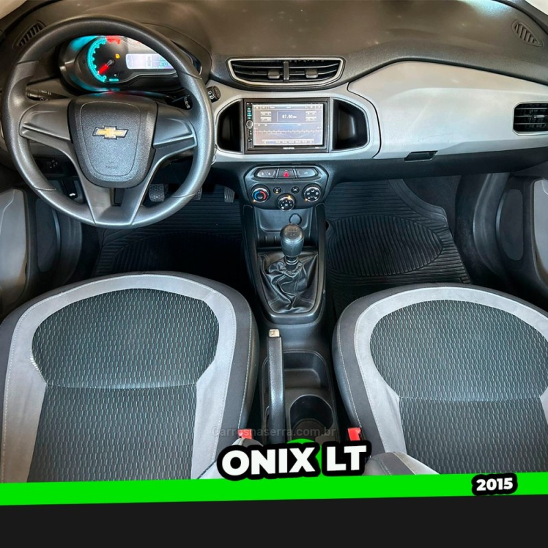 ONIX 1.0 LT 12V FLEX 4P MANUAL - 2015 - TAQUARA