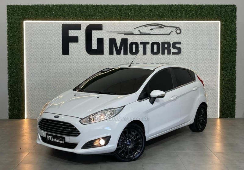 FIESTA 1.0 ECOBOOST TITANIUM HATCH 12V GASOLINA 4P AUTOMÁTICO - 2017 - NOVO HAMBURGO