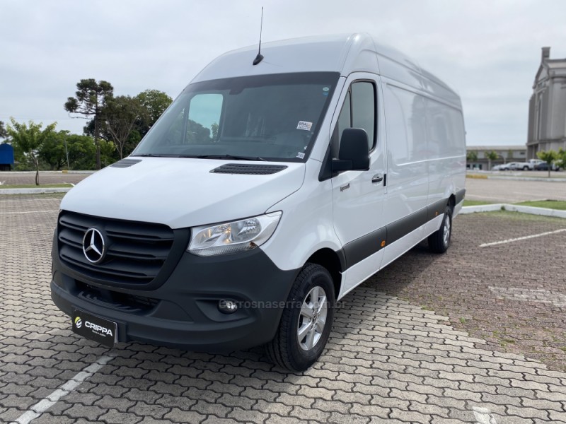 SPRINTER 2.0 FURGÃO 417 CDI EXTRA LONGO DIESEL 3P MANUAL - 2024 - FARROUPILHA