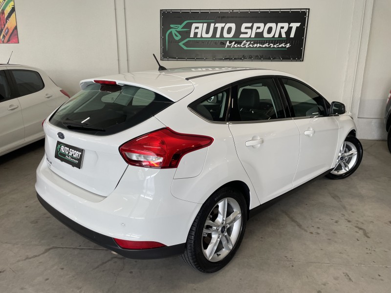 FOCUS 2.0 SE HATCH 16V FLEX 4P AUTO - 2016 - CAXIAS DO SUL