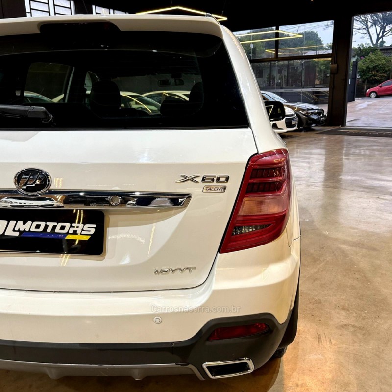 X60 1.8 16V GASOLINA 4P MANUAL - 2019 - LAJEADO