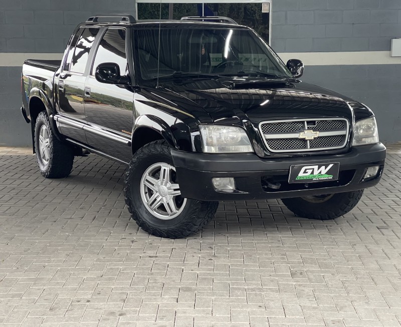 S10 2.8 EXECUTIVE 4X4 CD 12V TURBO ELECTRONIC INTERCOOLER DIESEL 4P MANUAL - 2006 - CAXIAS DO SUL