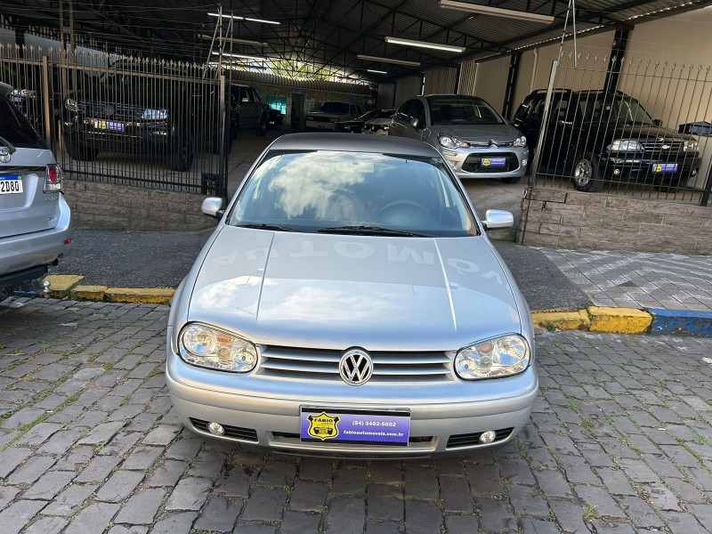 GOLF 2.0 MI PLUS 8V GASOLINA 4P MANUAL - 2005 - GARIBALDI