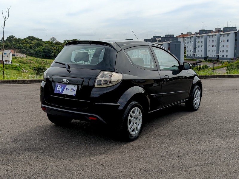 KA 1.0 MPI TECNO 8V FLEX 2P MANUAL - 2013 - FARROUPILHA