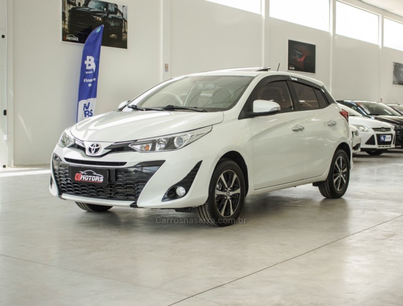 yaris 1.5 xls connect 16v flex 4p automatico 2019 novo hamburgo