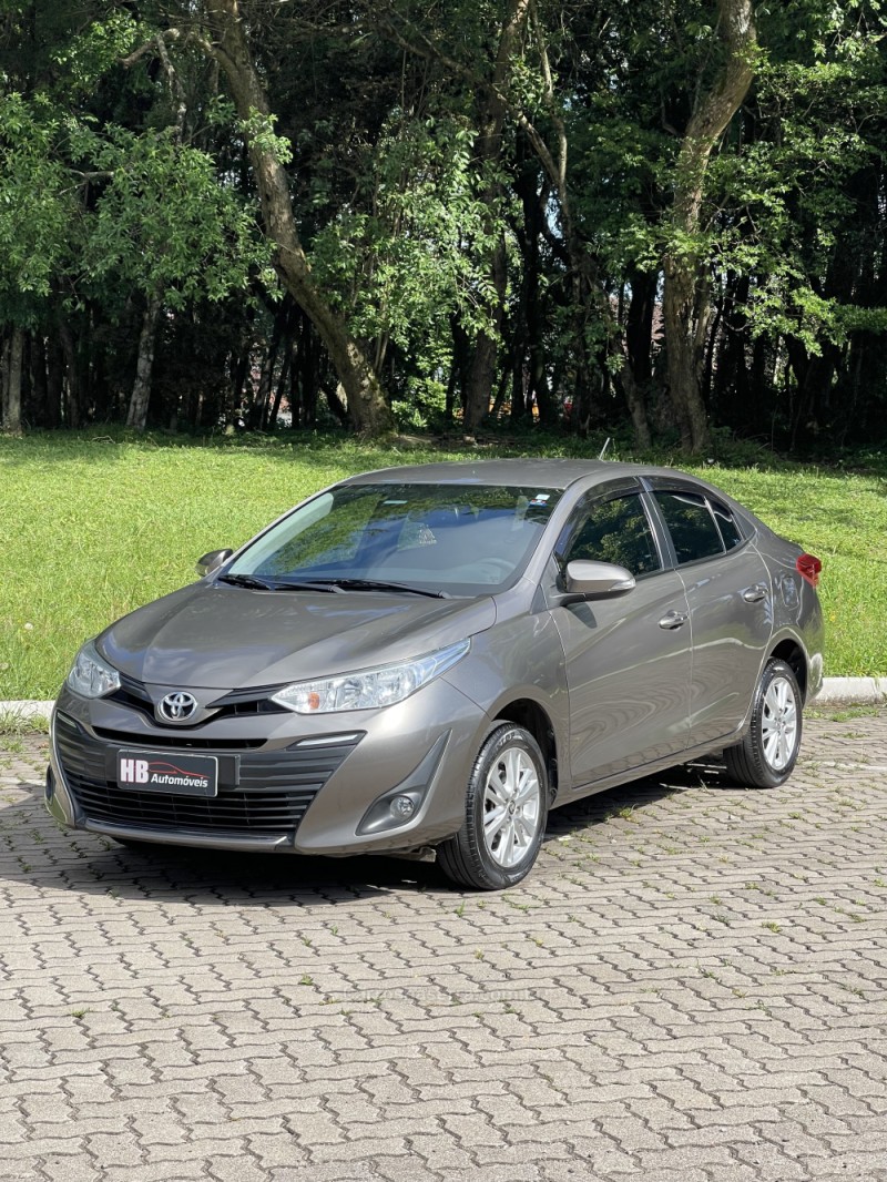 YARIS 1.5 XL LIVE SEDAN 16V FLEX 4P MANUAL