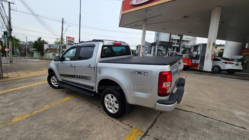 S10 2.8 LT 4X4 CD 16V TURBO DIESEL 4P MANUAL - 2014 - CAXIAS DO SUL