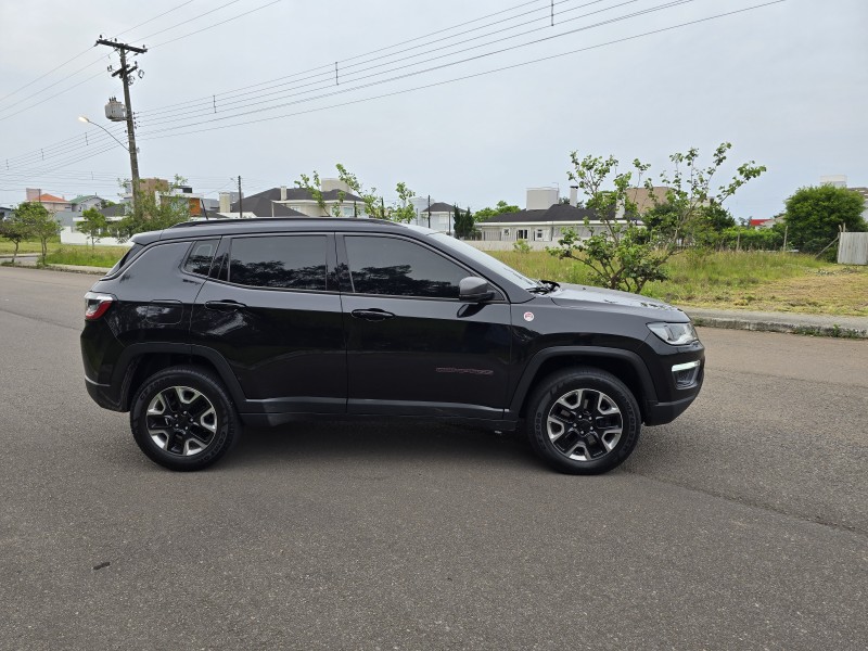 COMPASS 2.0 16V DIESEL TRAILHAWK 4X4 AUTOMÁTICO - 2018 - BENTO GONçALVES