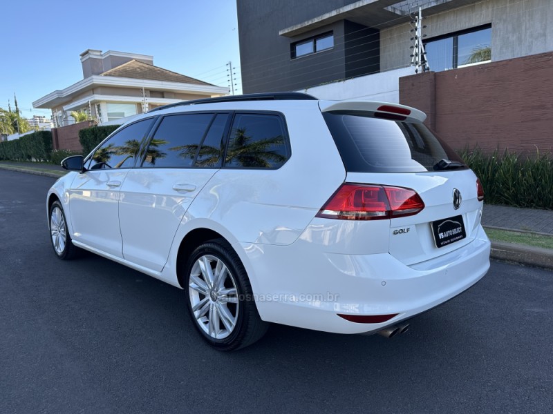 GOLF 1.4 TSI VARIANT COMFORTLINE 16V TOTAL FLEX 4P TIPTRONIC - 2017 - SãO LEOPOLDO