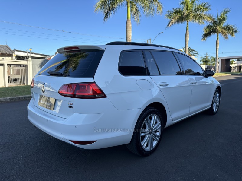 GOLF 1.4 TSI VARIANT COMFORTLINE 16V TOTAL FLEX 4P TIPTRONIC - 2017 - SãO LEOPOLDO