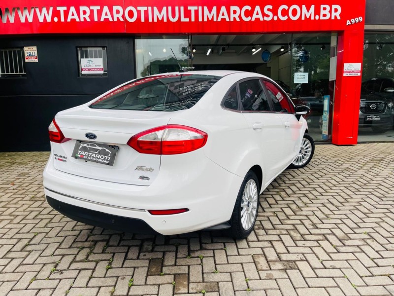 FIESTA 1.6 TITANIUM SEDAN 16V FLEX 4P AUTOMÁTICO - 2015 - CAXIAS DO SUL