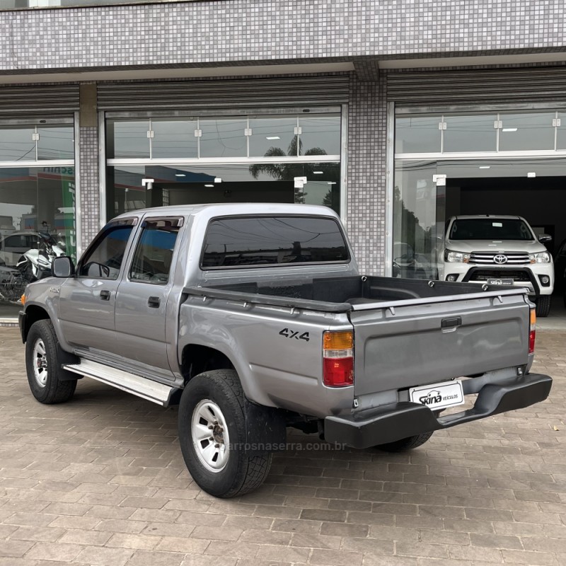 HILUX 2.8 DLX 4X4 CD 8V DIESEL 4P MANUAL - 1998 - VACARIA