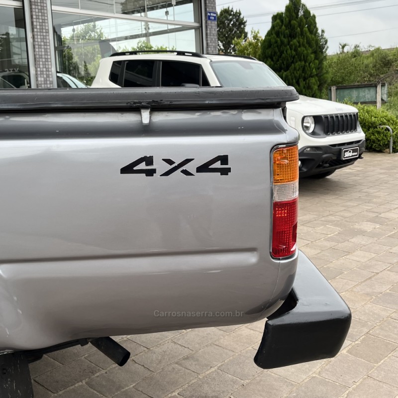 HILUX 2.8 DLX 4X4 CD 8V DIESEL 4P MANUAL - 1998 - VACARIA