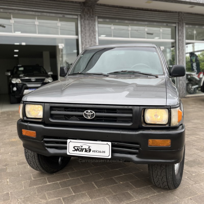 HILUX 2.8 DLX 4X4 CD 8V DIESEL 4P MANUAL - 1998 - VACARIA