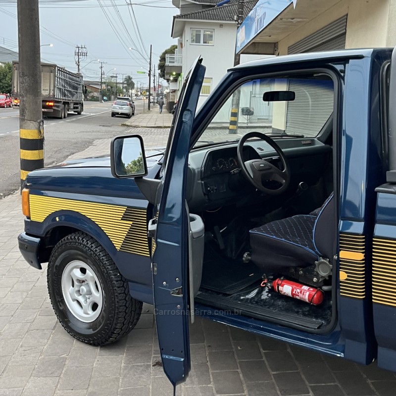 F-1000 3.9 SUPER SÉRIE CS 8V DIESEL 2P MANUAL - 1995 - VACARIA