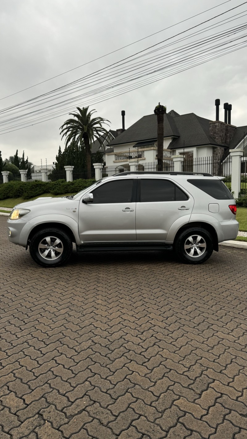 HILUX SW4 3.0 SRV 4X4 16V TURBO INTERCOOLER DIESEL 4P AUTOMÁTICO - 2008 - LAJEADO