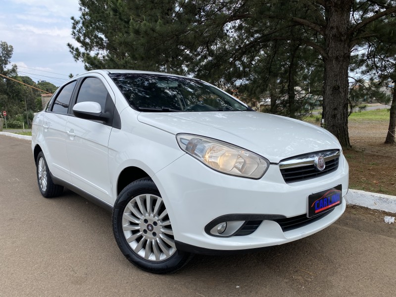 GRAND SIENA 1.4 MPI ATTRACTIVE 8V FLEX 4P MANUAL - 2013 - VACARIA