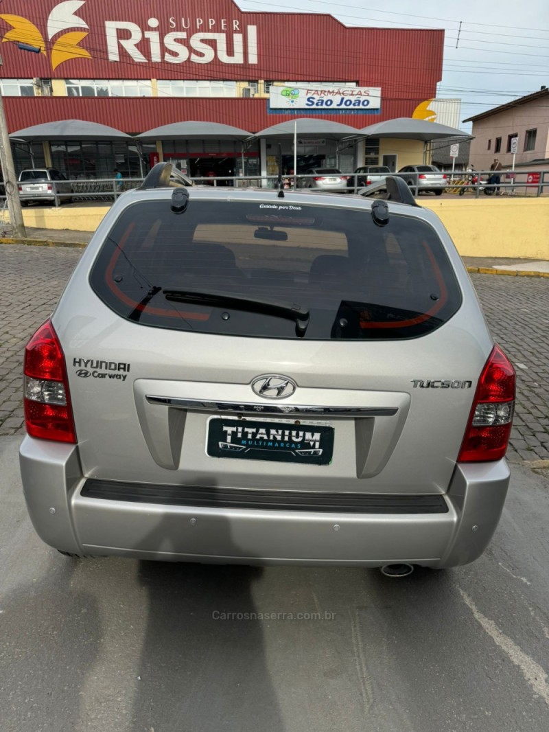 TUCSON 2.0 MPFI GLS 16V 143CV 2WD GASOLINA 4P AUTOMÁTICO - 2010 - SãO FRANCISCO DE PAULA