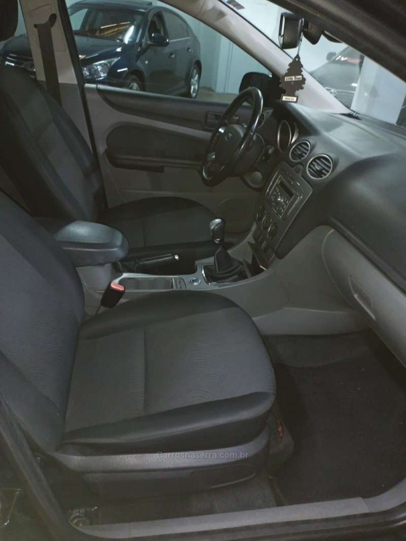 FOCUS 2.0 SEDAN 16V GASOLINA 4P MANUAL - 2012 - BENTO GONçALVES