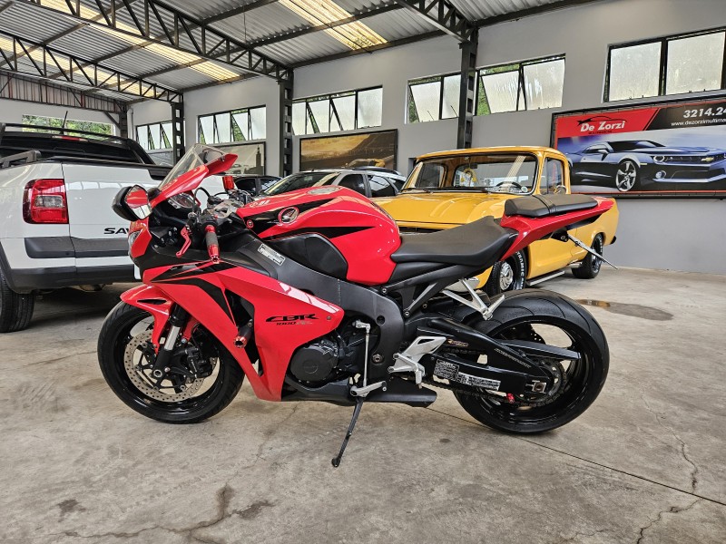 CBR 1000RR FIREBLADE