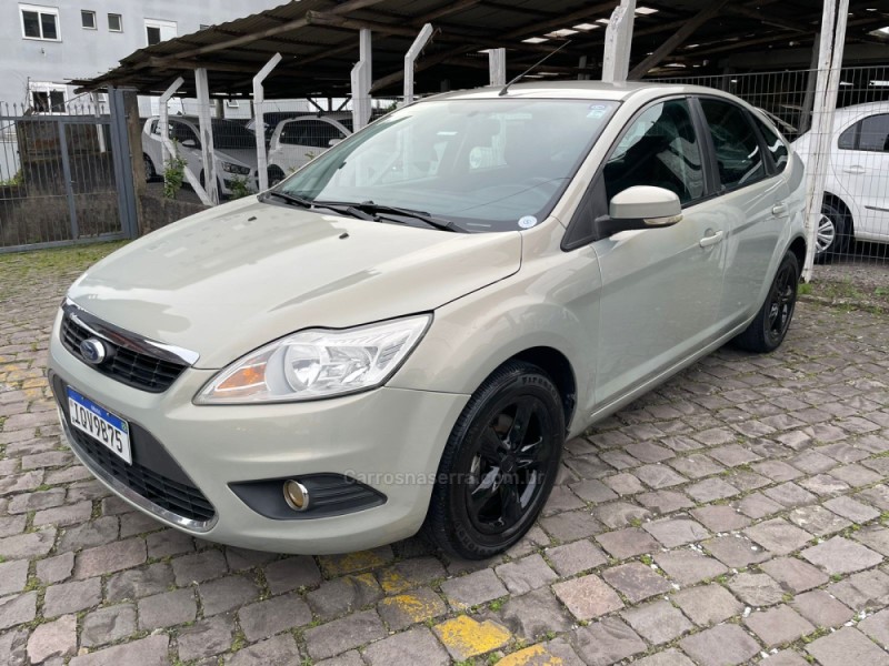 FOCUS 1.6 GLX 16V FLEX 4P MANUAL