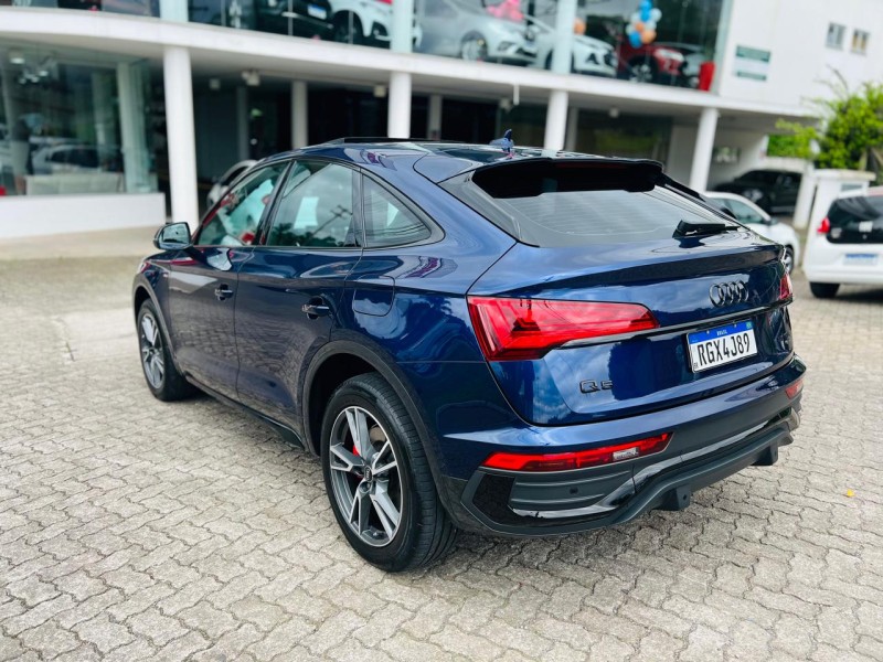 Q5 2.0 55 TFSI PHEV SPORTBACK PERFORMANCE BLACK QUATTRO HÍBRIDO 4P AUTOMÁTICO - 2023 - BENTO GONçALVES