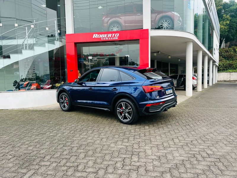 Q5 2.0 55 TFSI PHEV SPORTBACK PERFORMANCE BLACK QUATTRO HÍBRIDO 4P AUTOMÁTICO - 2023 - BENTO GONçALVES