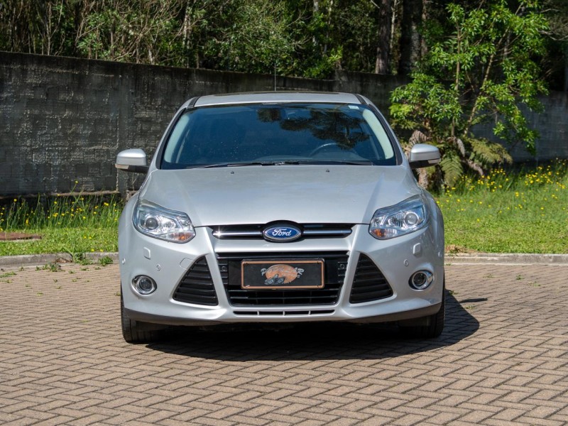 FOCUS 2.0 TITANIUM 16V FLEX 4P AUTOMÁTICO - 2015 - CANELA