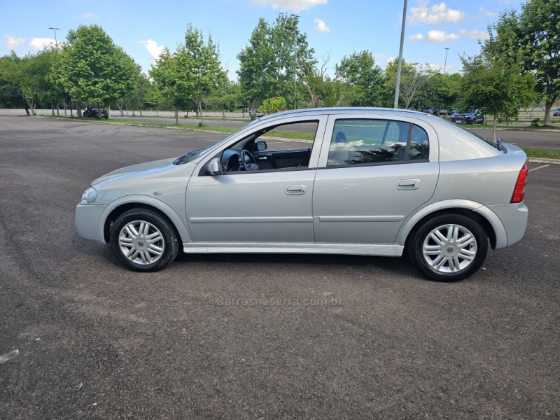 ASTRA 2.0 MPFI CD 8V GASOLINA 4P MANUAL - 2003 - BENTO GONçALVES