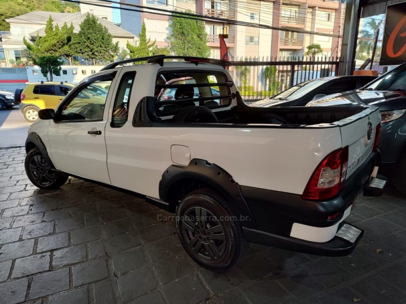 STRADA 1.4 MPI TREKKING CE 8V FLEX 2P MANUAL - 2010 - CAXIAS DO SUL