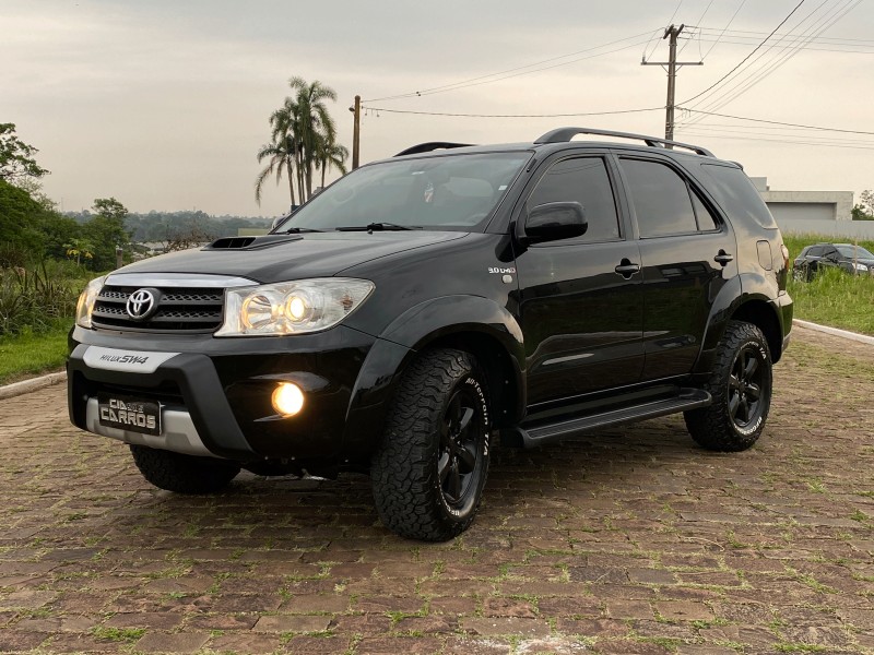 HILUX SW4 3.0 SRV 4X4 16V TURBO INTERCOOLER DIESEL 4P AUTOMÁTICO - 2011 - LAJEADO