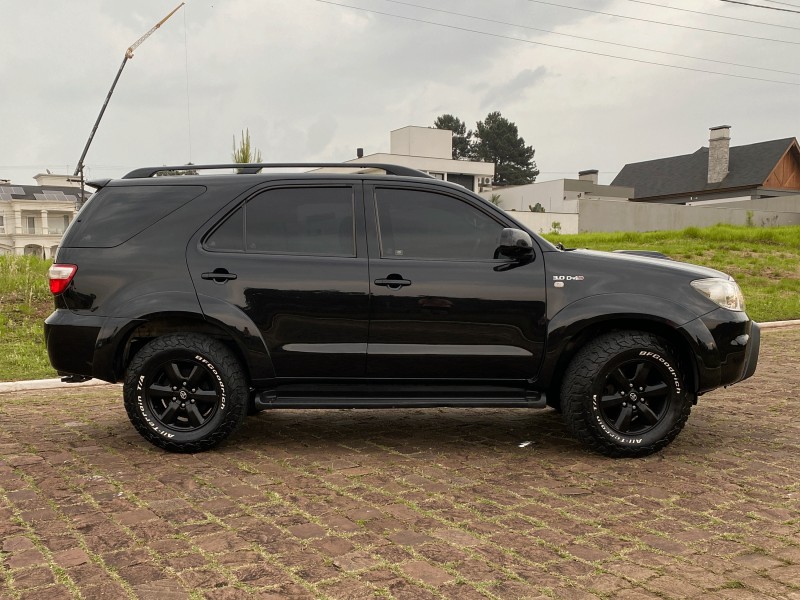 HILUX SW4 3.0 SRV 4X4 16V TURBO INTERCOOLER DIESEL 4P AUTOMÁTICO - 2011 - LAJEADO