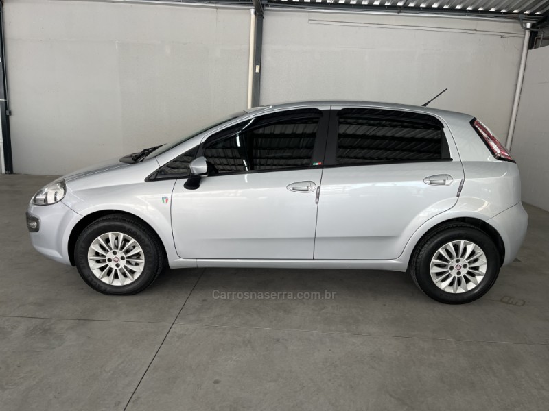 PUNTO 1.6 ESSENCE 16V FLEX 4P MANUAL - 2013 - CAXIAS DO SUL