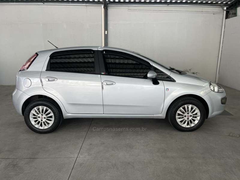 PUNTO 1.6 ESSENCE 16V FLEX 4P MANUAL - 2013 - CAXIAS DO SUL