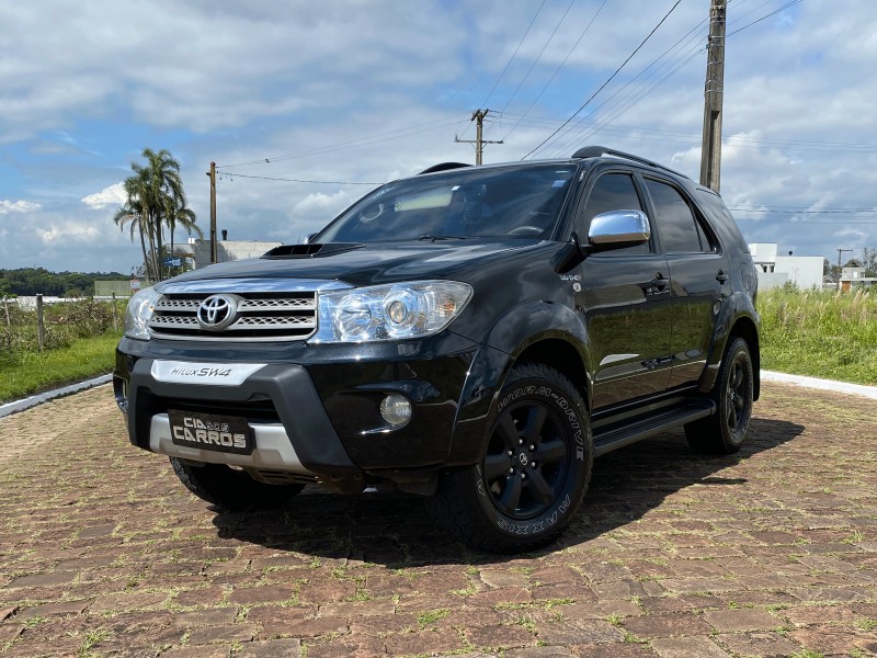 hilux sw4 3.0 srv 4x4 16v turbo intercooler diesel 4p automatico 2010 lajeado