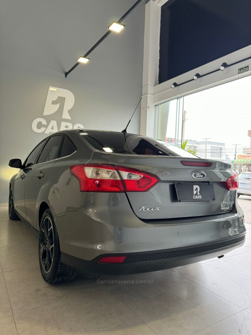 FOCUS 2.0 TITANIUM PLUS SEDAN 16V FLEX 4P AUTOMÁTICO - 2015 - LAJEADO