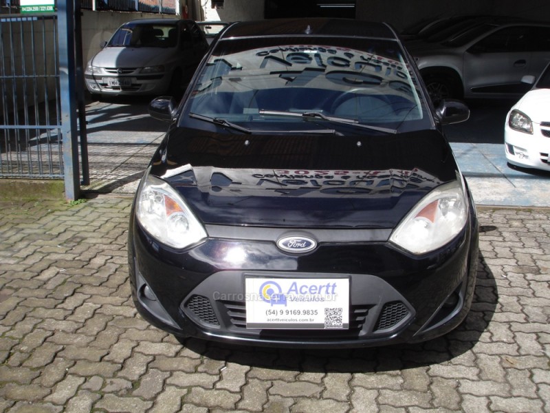 FIESTA 1.6 MPI CLASS SEDAN 8V FLEX 4P MANUAL - 2011 - CAXIAS DO SUL