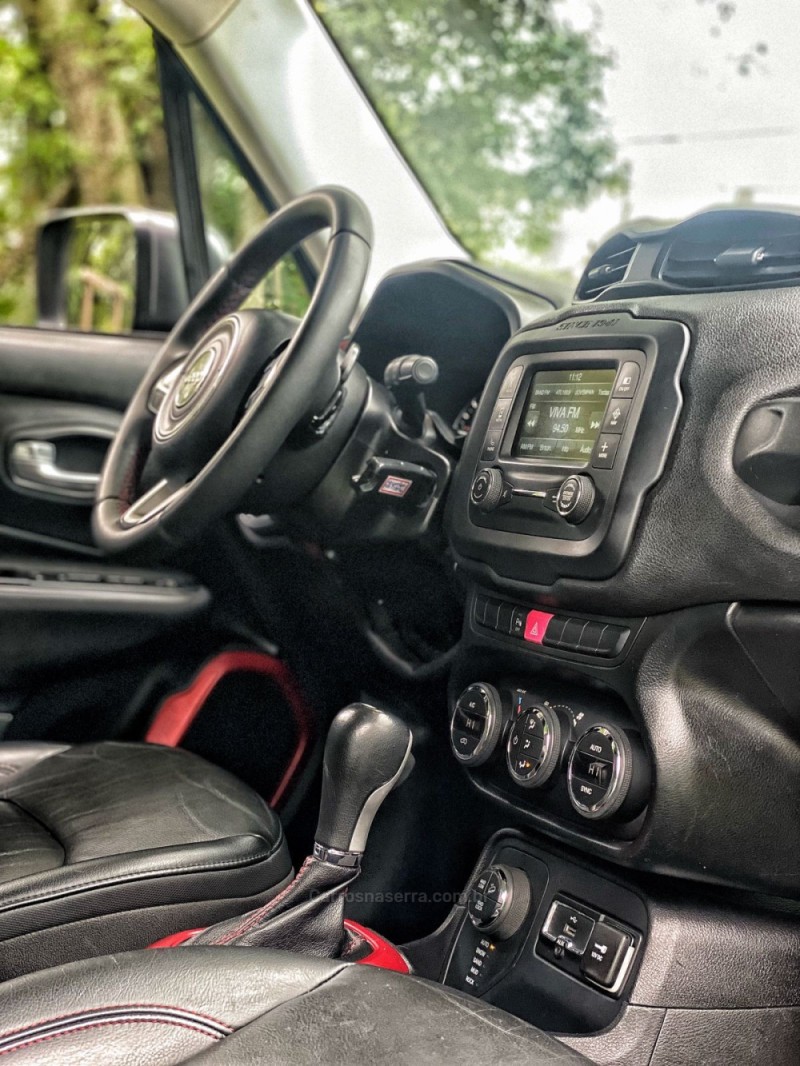 RENEGADE 2.0 16V TURBO DIESEL TRAILHAWK 4P 4X4 AUTOMÁTICO - 2016 - CAXIAS DO SUL