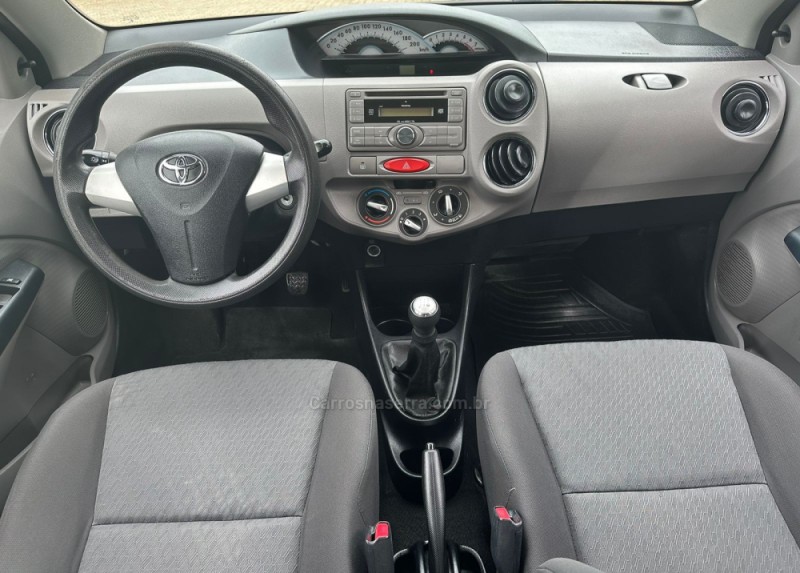 ETIOS 1.5 XLS 16V FLEX 4P MANUAL - 2013 - CANELA