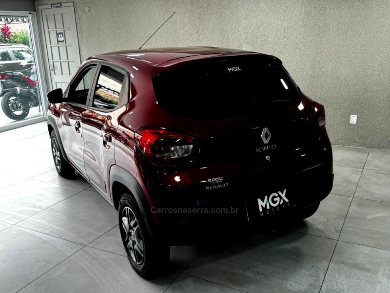 KWID 1.0 12V SCE FLEX INTENSE MANUAL - 2020 - PORTO ALEGRE