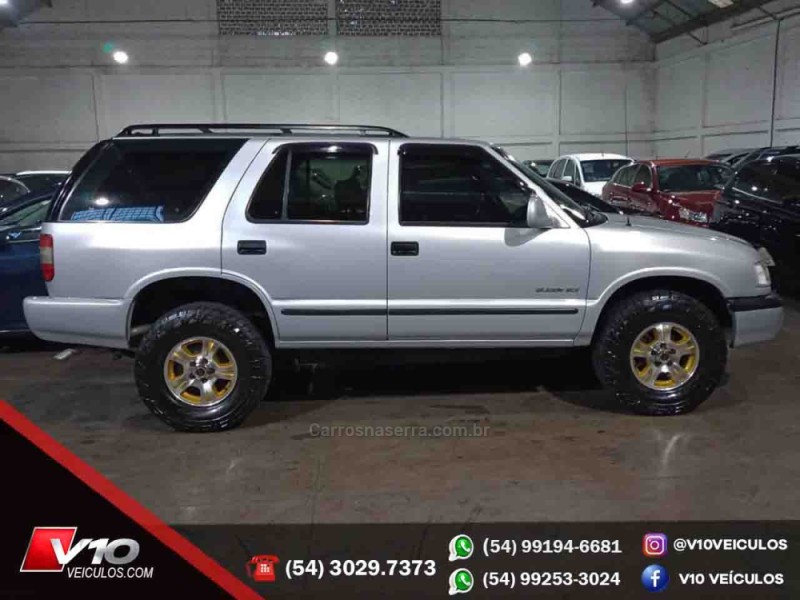 BLAZER 4.3 SFI DLX 4X2 V6 12V GASOLINA 4P MANUAL - 2000 - CAXIAS DO SUL