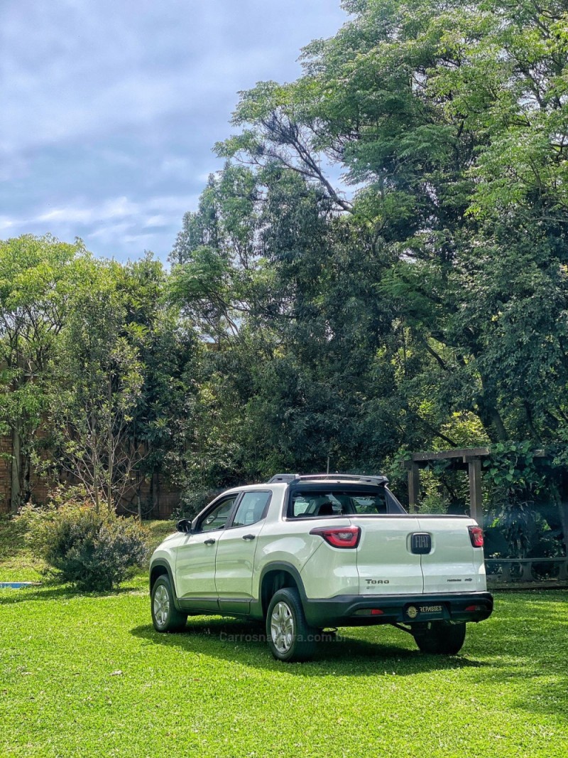 TORO 1.8 16V EVO FLEX FREEDOM AUTOMÁTICO - 2018 - CAXIAS DO SUL