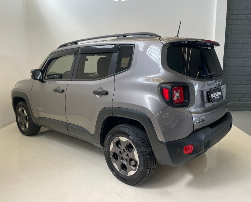 RENEGADE 2.0 16V TURBO DIESEL SPORT 4P 4X4 AUTOMÁTICO - 2017 - NOVO HAMBURGO