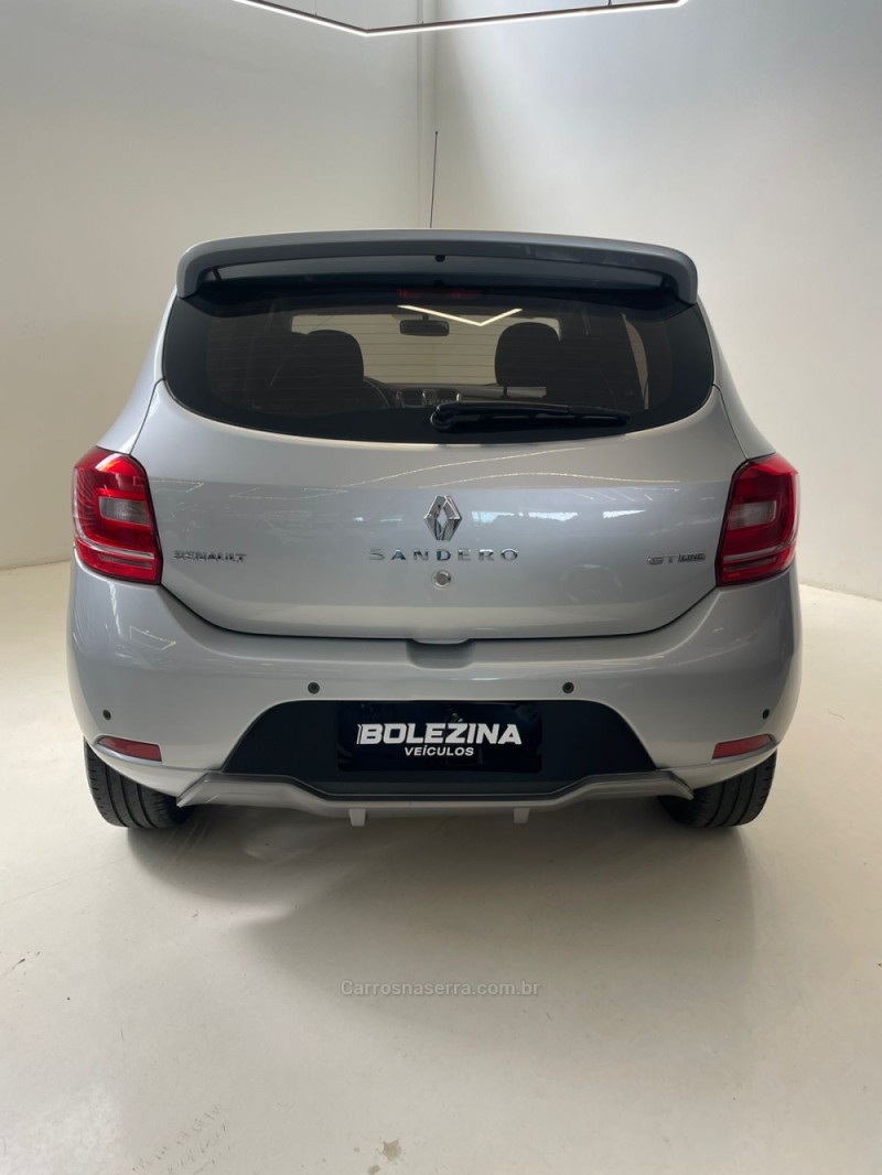 SANDERO 1.6 GT LINE LIMITED FLEX 4P MANUAL - 2018 - NOVO HAMBURGO