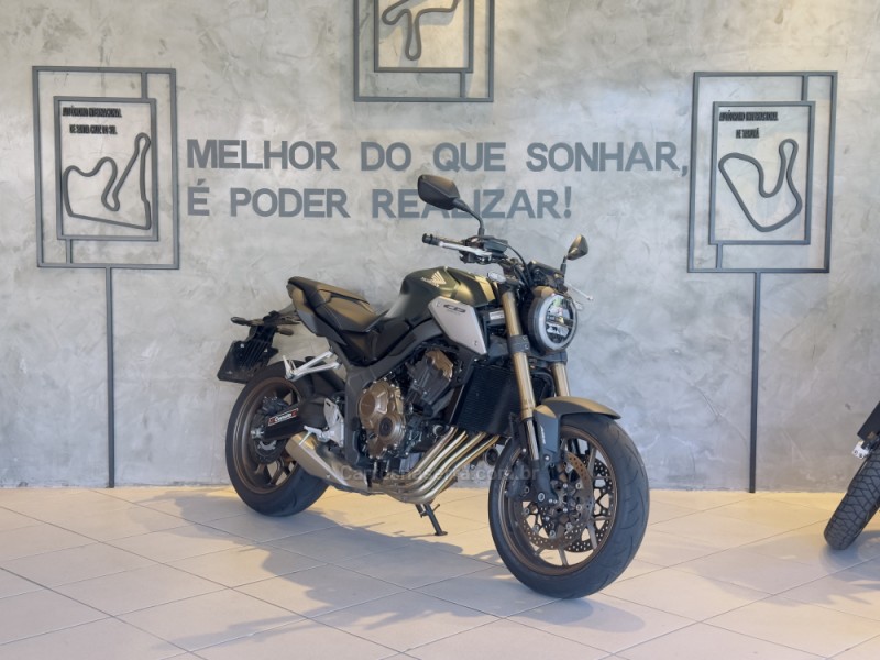 cb 650r  2023 caxias do sul