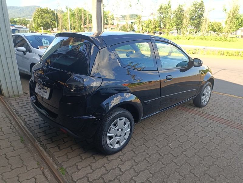 KA 1.0 MPI CLASS 8V FLEX 2P MANUAL - 2012 - BOM PRINCíPIO