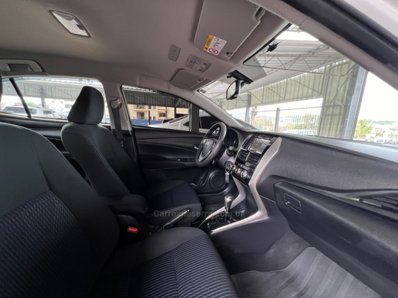 YARIS 1.5 16V FLEX SEDAN XL MULTIDRIVE3 - 2019 - BOM PRINCíPIO