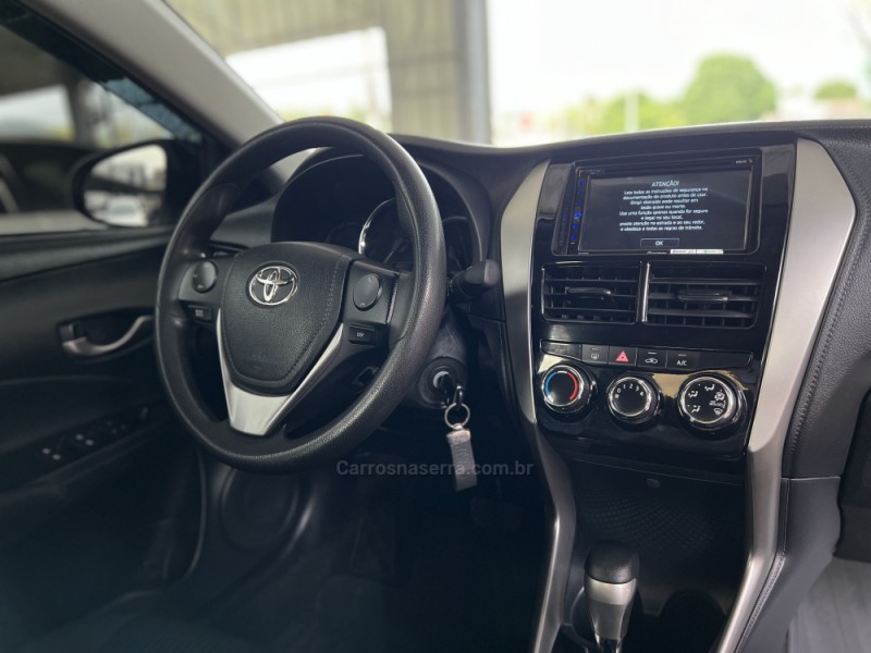 YARIS 1.5 16V FLEX SEDAN XL MULTIDRIVE3 - 2019 - BOM PRINCíPIO